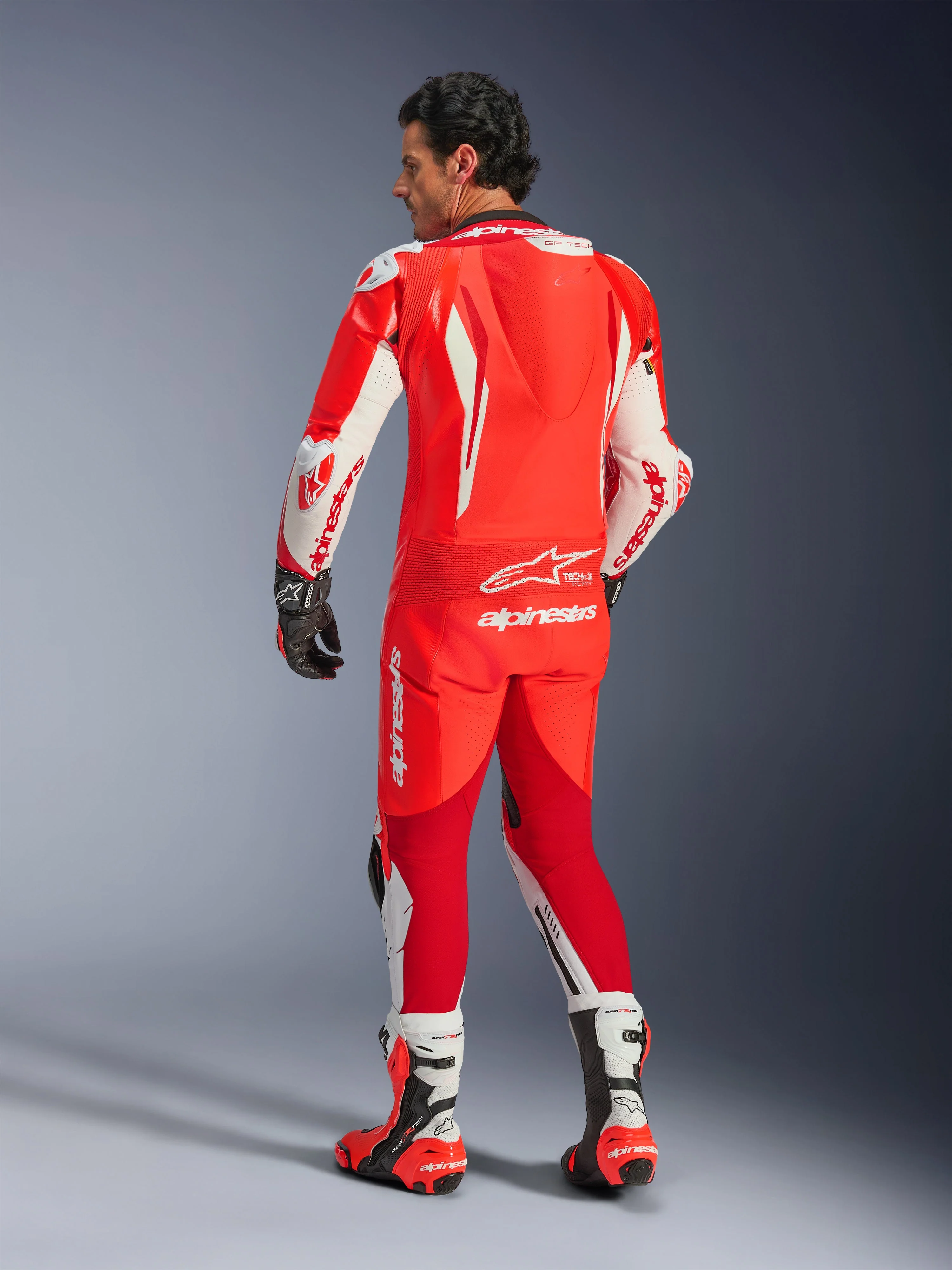 Macacão De Couro GP Tech V5 1 Peça - Image 3