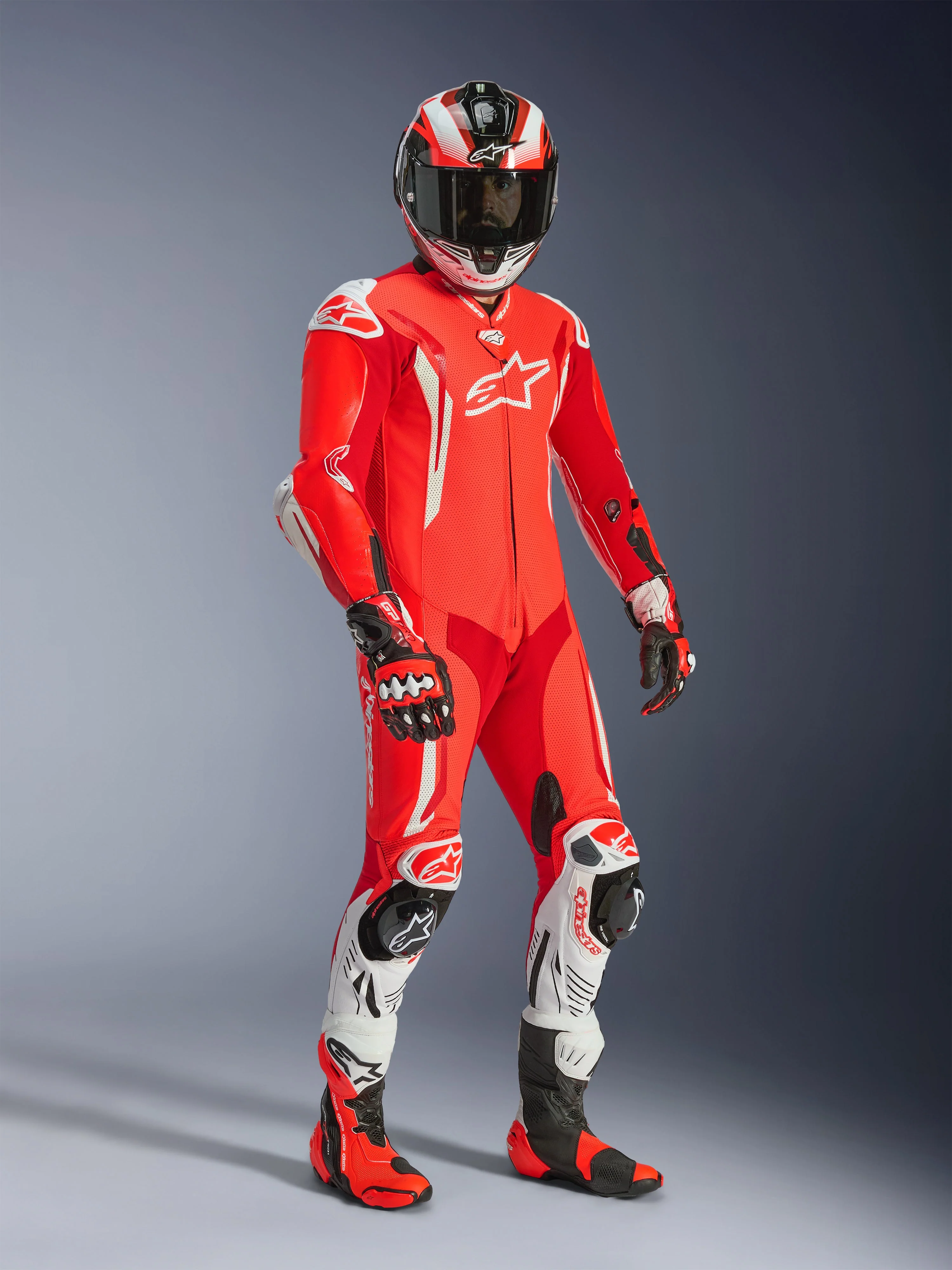 Macacão De Couro GP Tech V5 1 Peça - Image 6