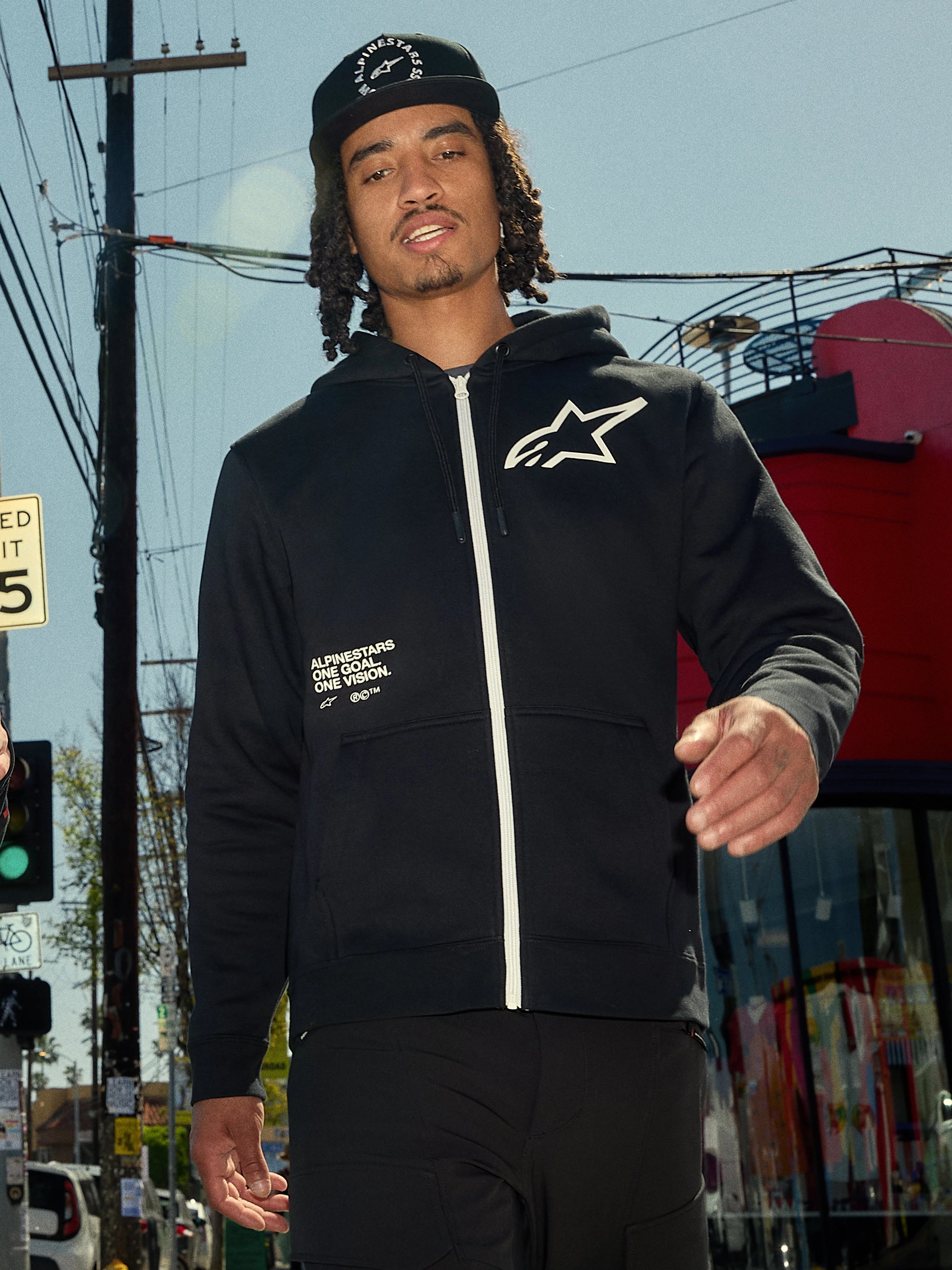 Sweatshirt Com Capuz Transverse
